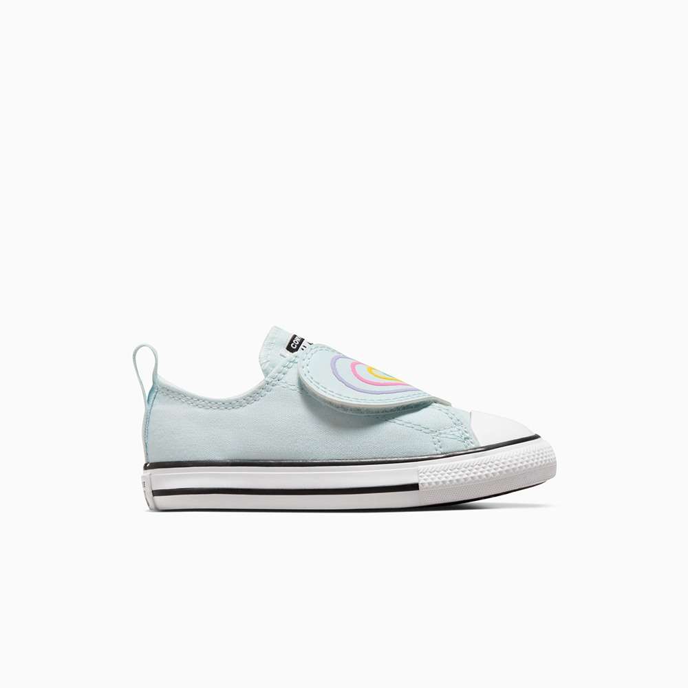 Shop Converse Infant Chuck Taylor All Star Heart Strap Easy On