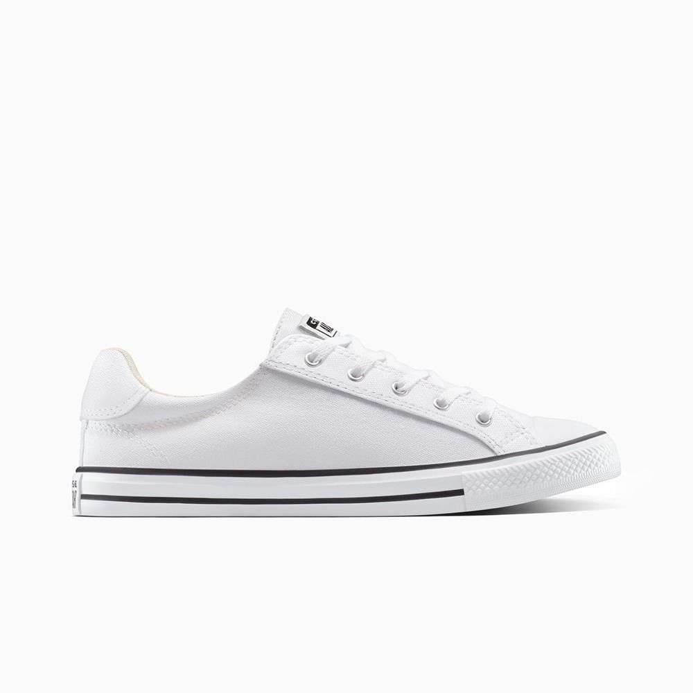 Chuck Taylor All Star Dainty Lucky women low top shoe