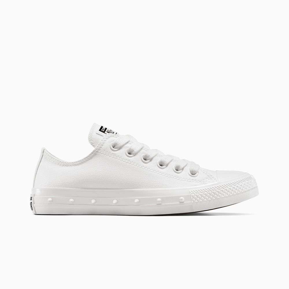 Chuck Taylor All Star Spikes unisex low top shoe