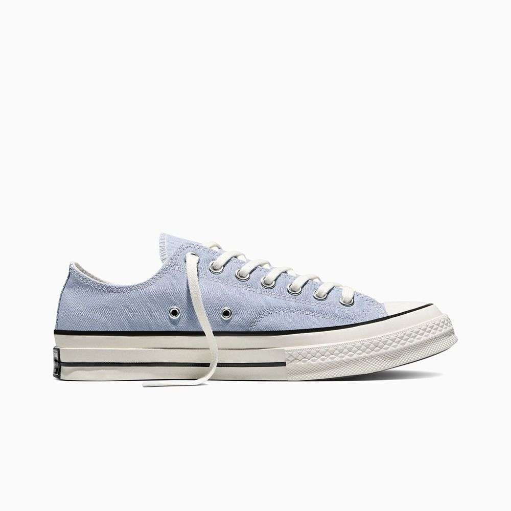 Chuck 70 Seasonal Color unisex low top shoe