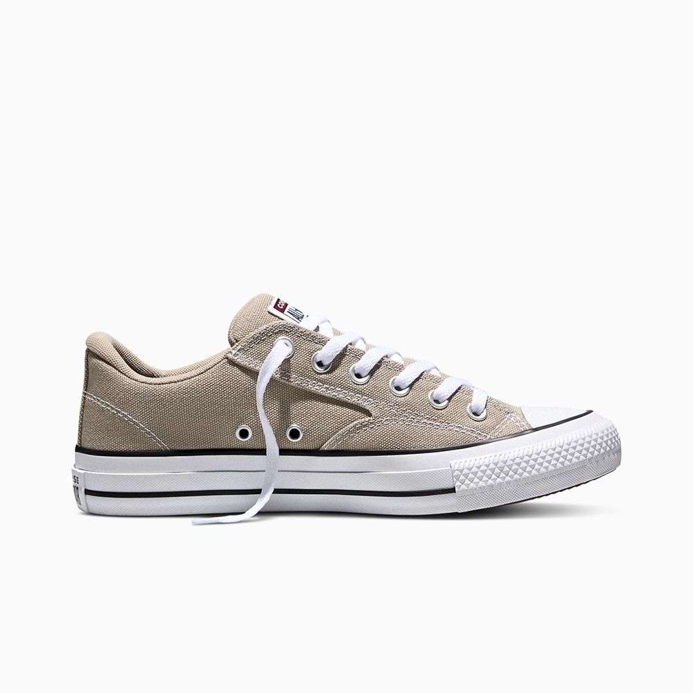 Chuck Taylor All Star Malden Street unisex low top shoe