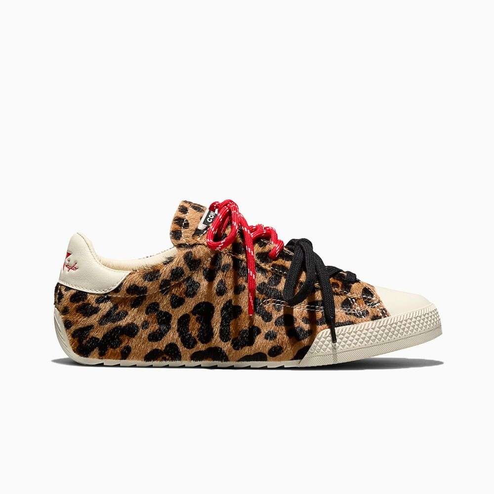 Chuck Taylor Lo women low top shoe-image-26